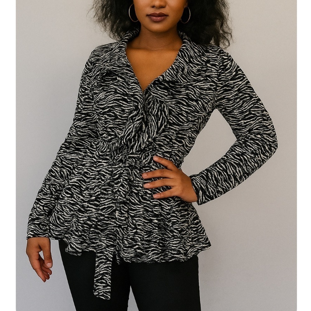 Sandro Studio Black White Animal Print Ruffle Trench Coat size large